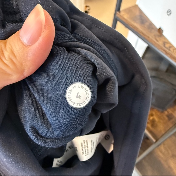 lululemon Wunder Train Contour Fit High Rise Tight 25" - Picture 5 of 6